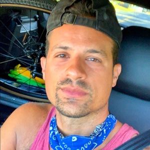 Meet your Posher, Daniel